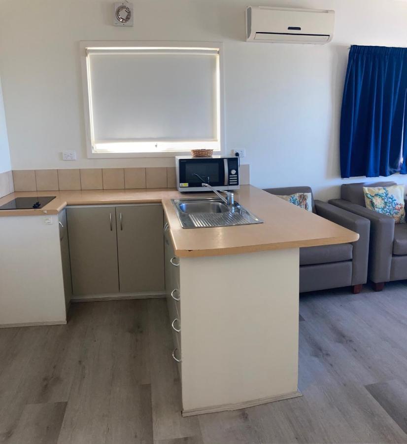 Oceanside Village Denham Extérieur photo