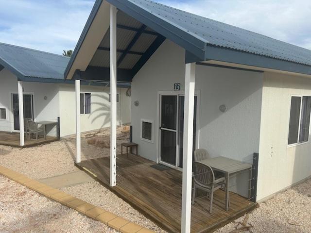 Oceanside Village Denham Extérieur photo