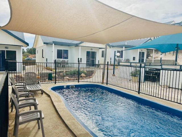 Oceanside Village Denham Extérieur photo