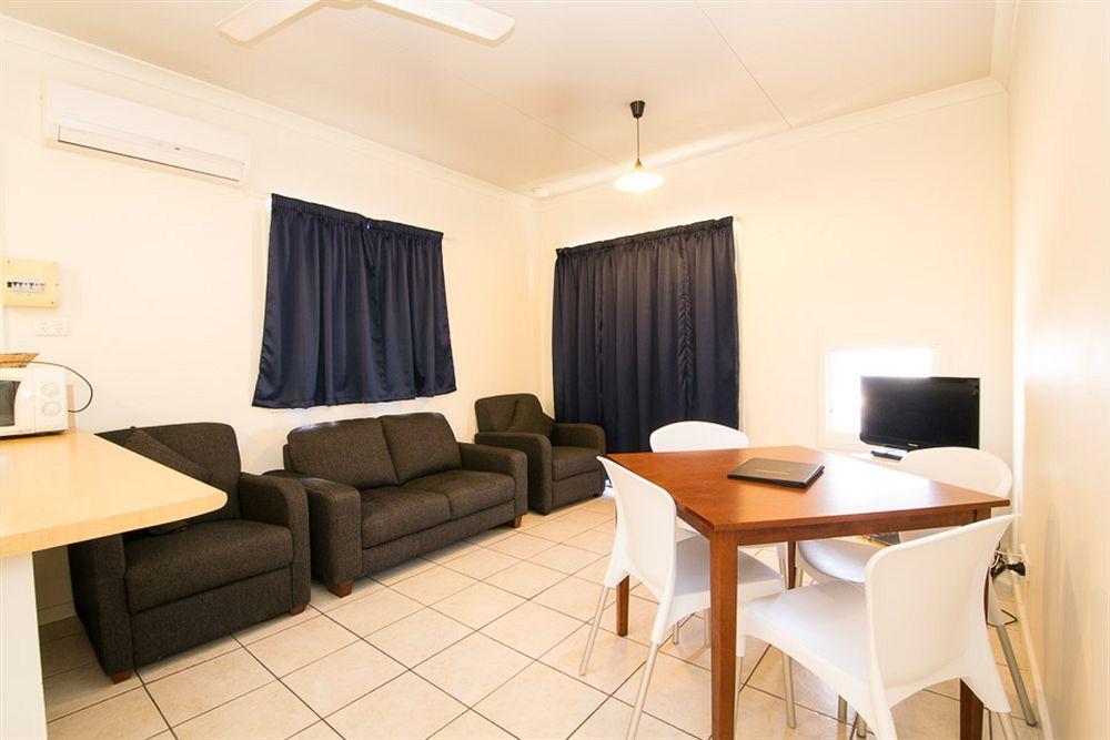 Oceanside Village Denham Extérieur photo