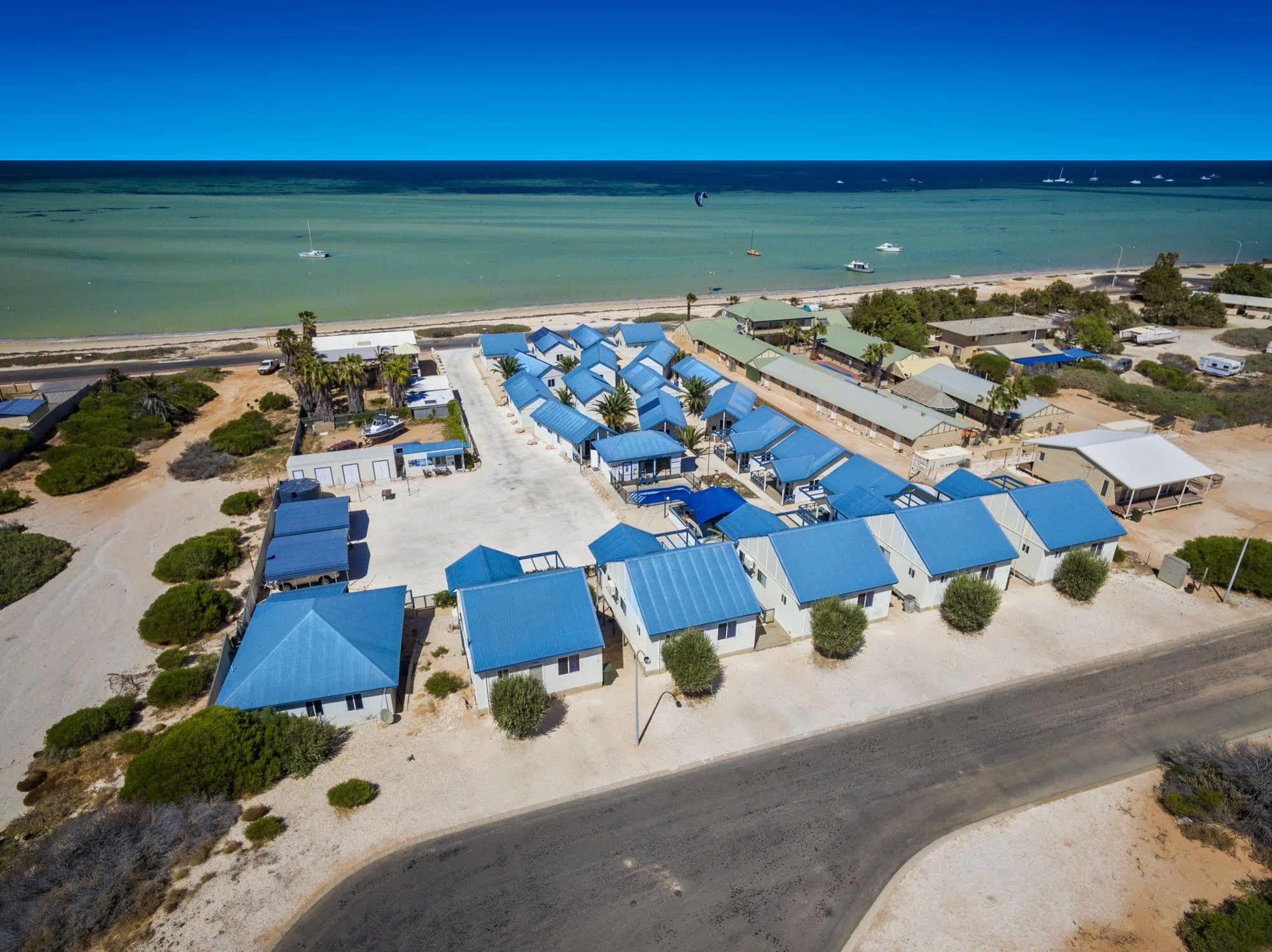 Oceanside Village Denham Extérieur photo