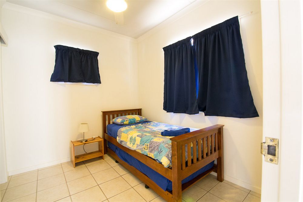 Oceanside Village Denham Extérieur photo