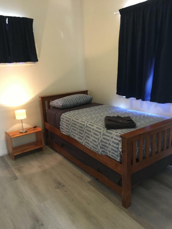 Oceanside Village Denham Extérieur photo
